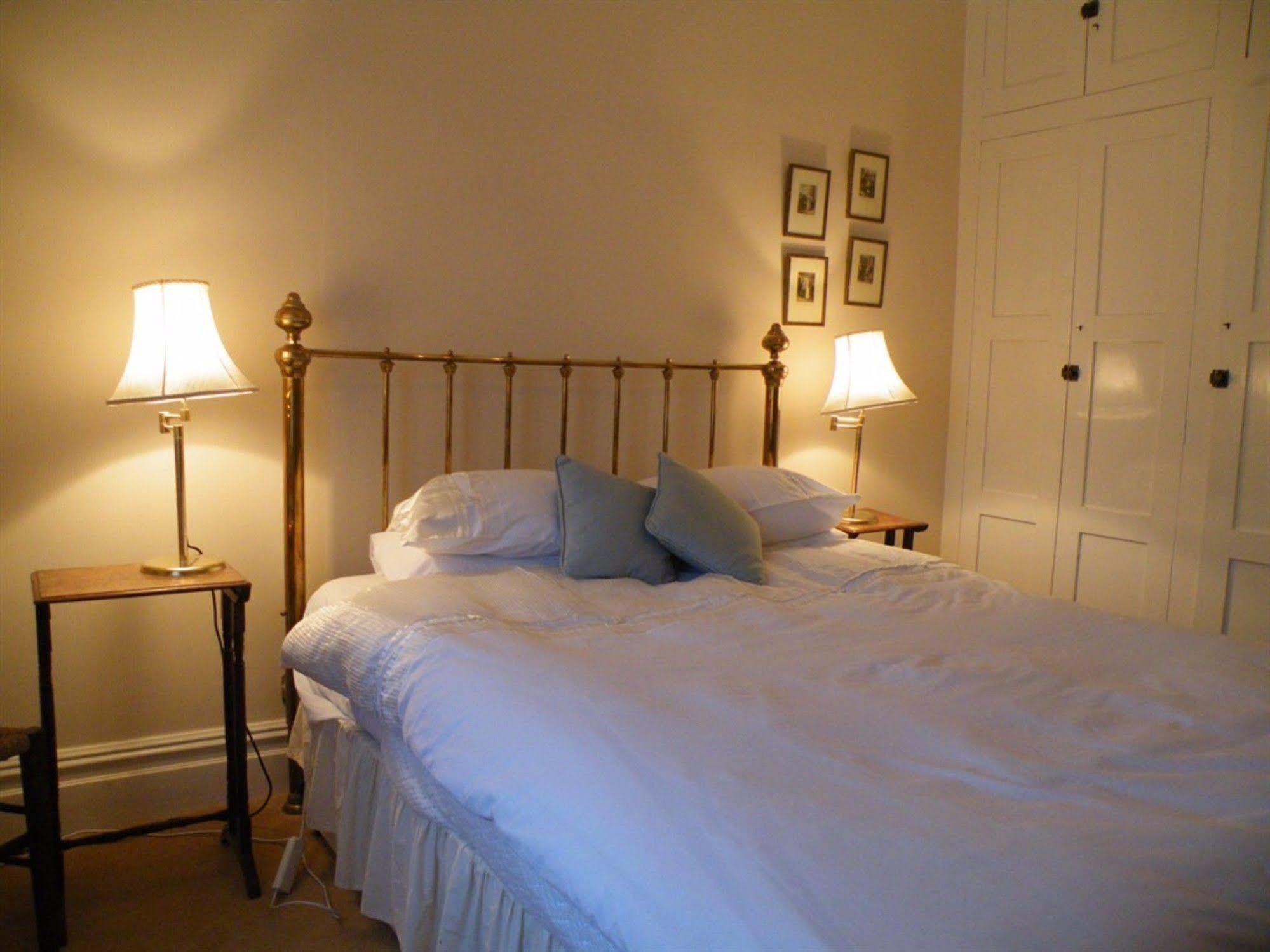 Broadlands Gate Bed & Breakfast Brockenhurst Exterior photo